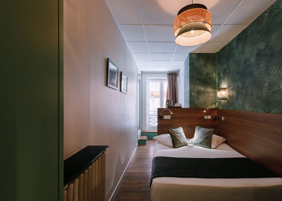 Classic Double Room | Iron/ironing board, free WiFi