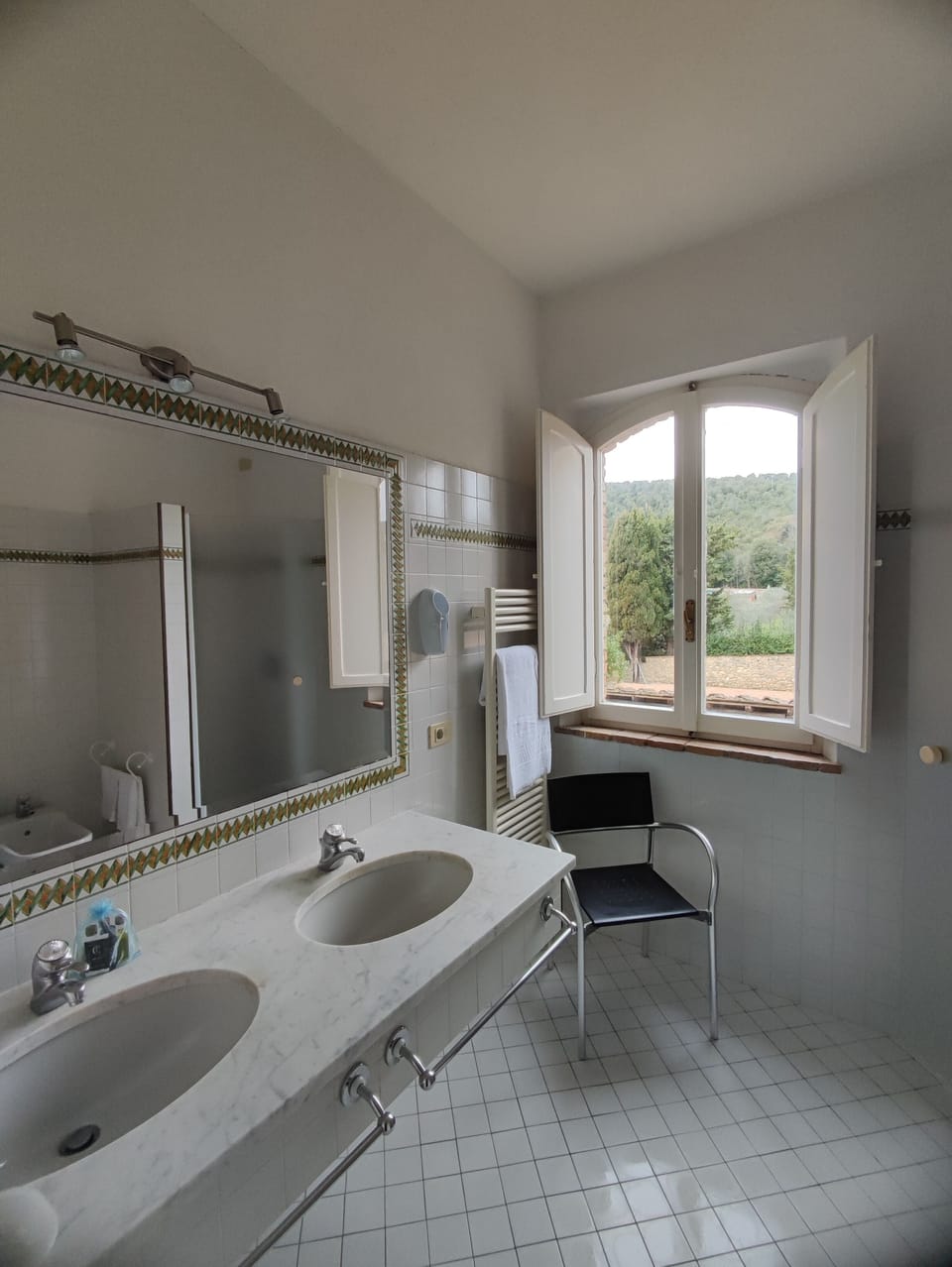 Family Condo | Bathroom | Shower, rainfall showerhead, eco-friendly toiletries, hair dryer
