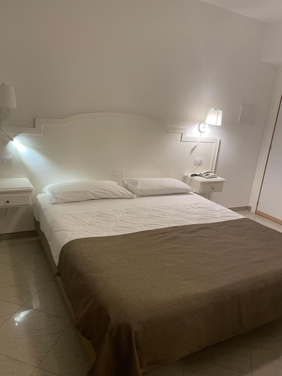 In-room safe, free cribs/infant beds, free WiFi