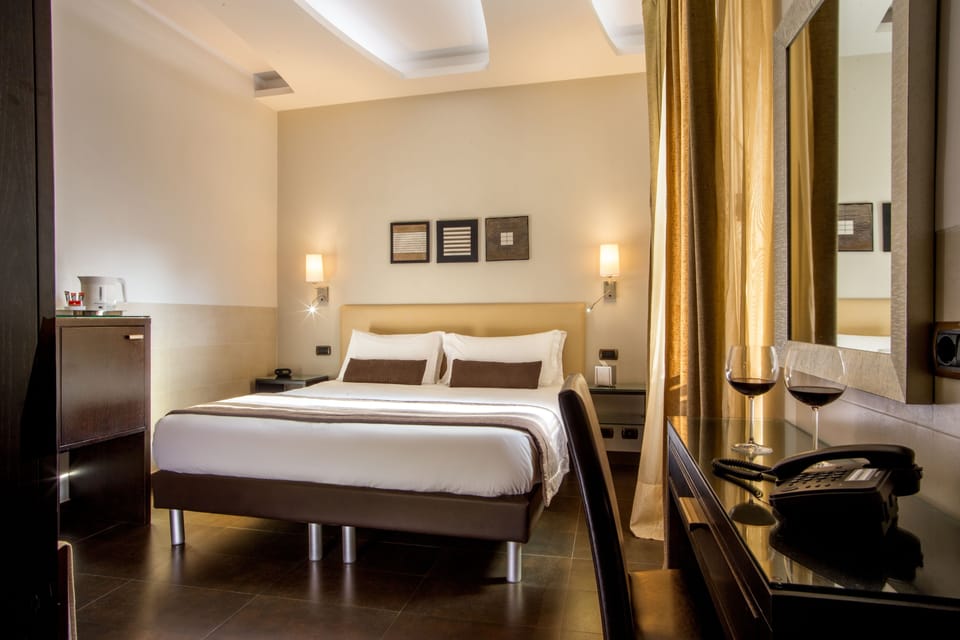 Premium bedding, in-room safe, individually furnished, desk