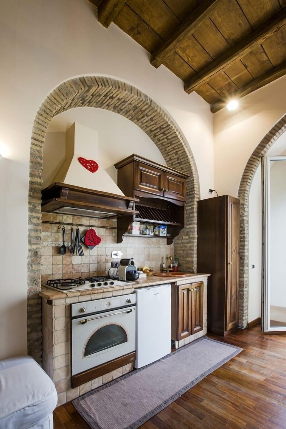 Junior Suite | Private kitchen | Fridge, microwave, espresso maker, coffee/tea maker