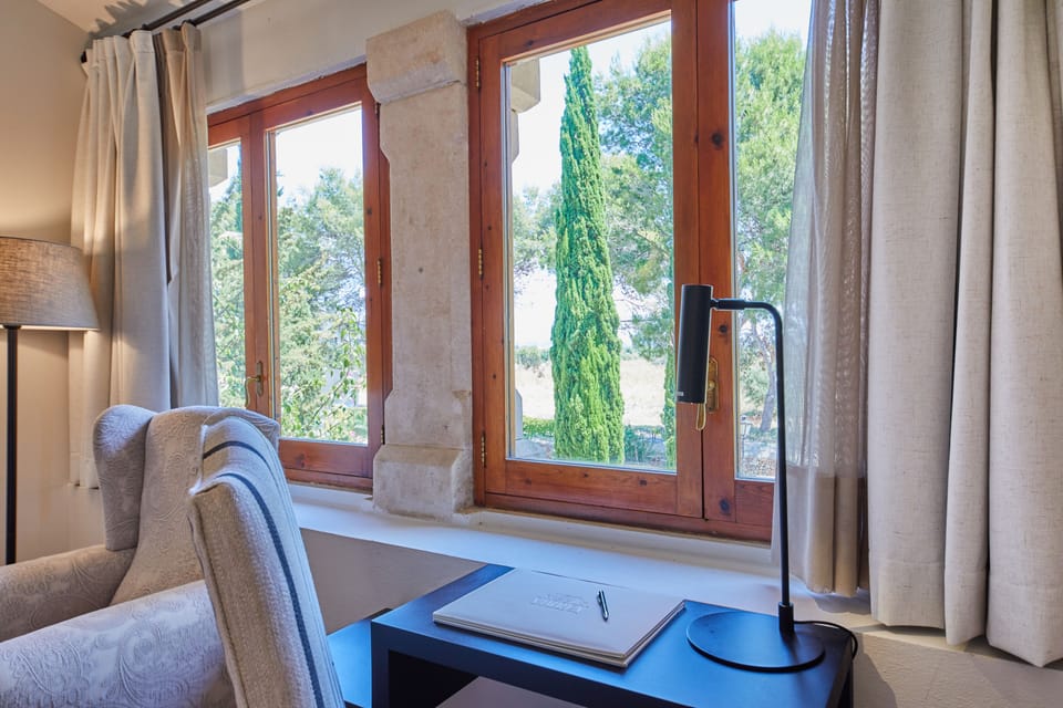 Rustic Room | Premium bedding, down comforters, minibar, in-room safe