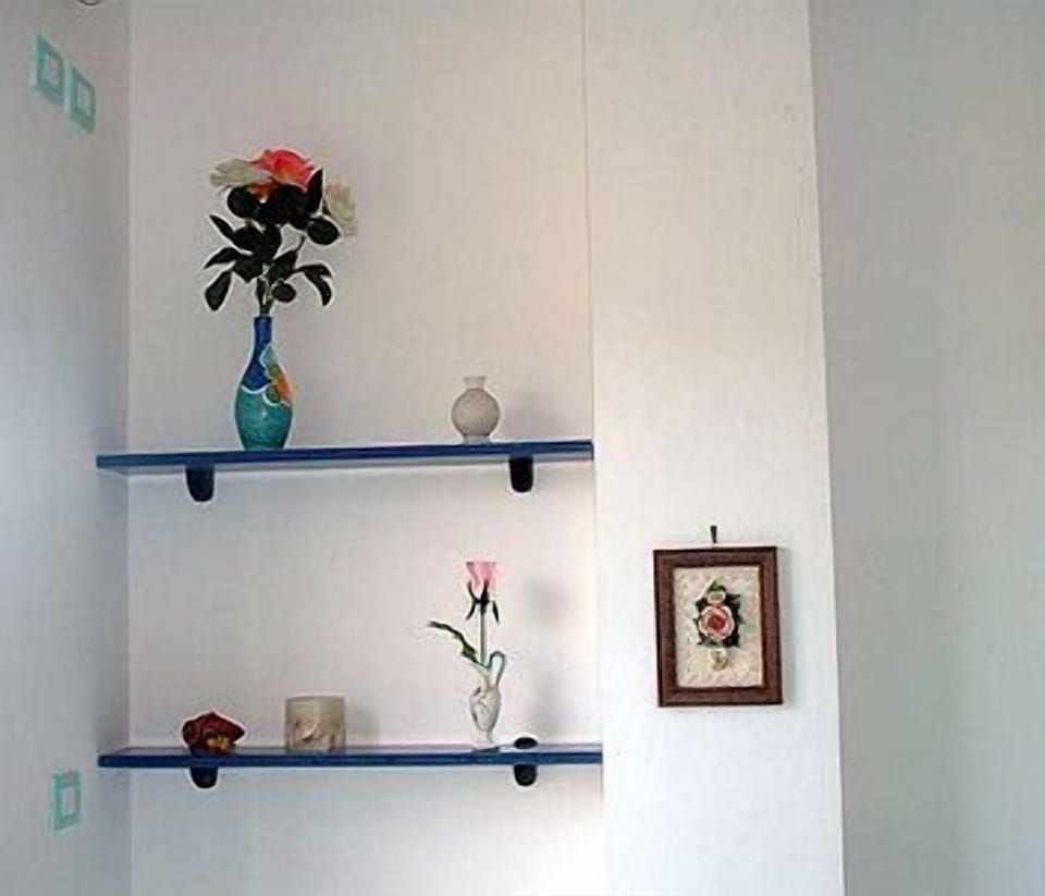 Studio, Ocean View | Interior detail