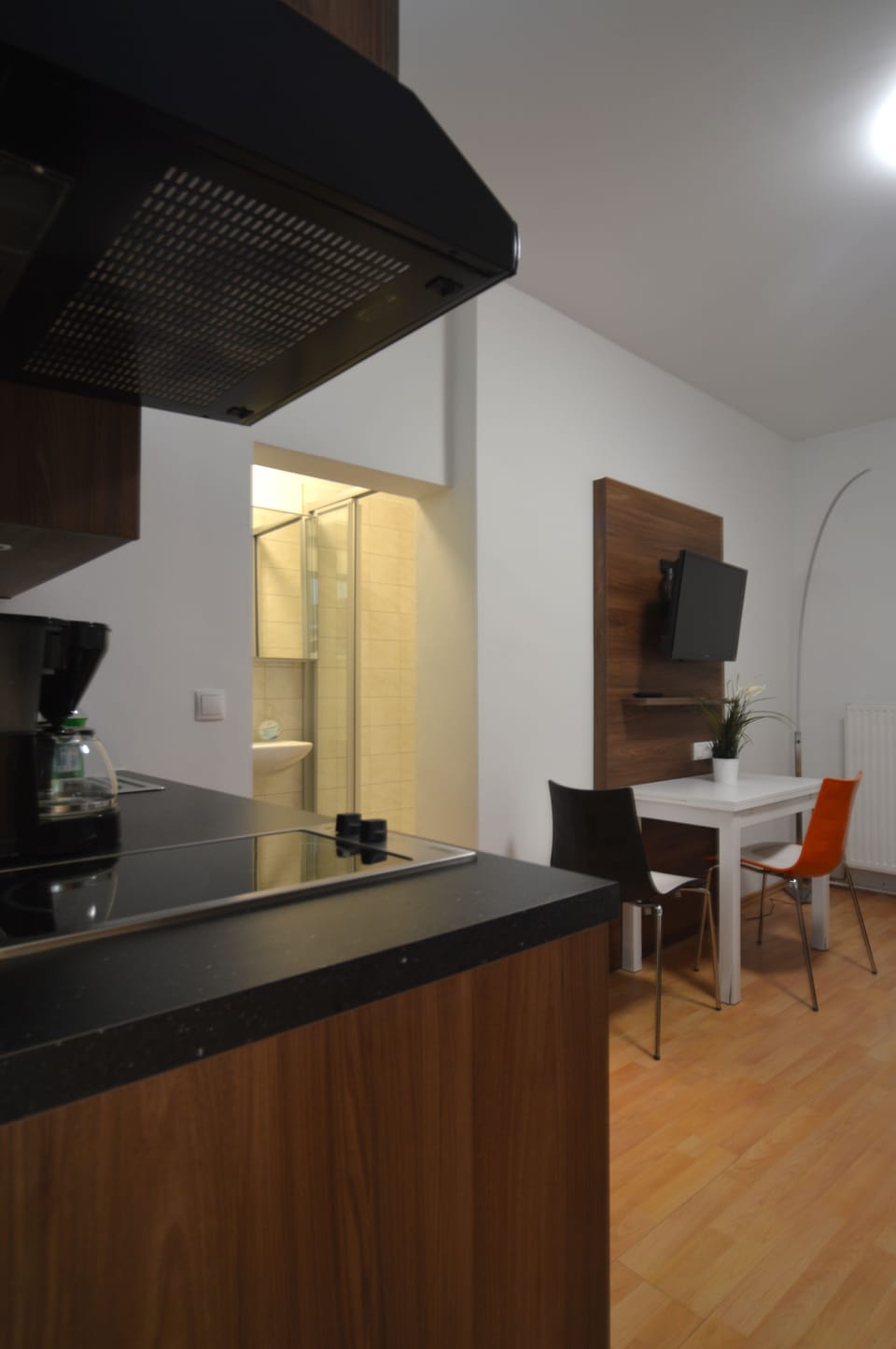 Studio, 1 double bed, terrace, private entrance in the garden | Hypo-allergenic bedding, minibar, blackout drapes, free WiFi