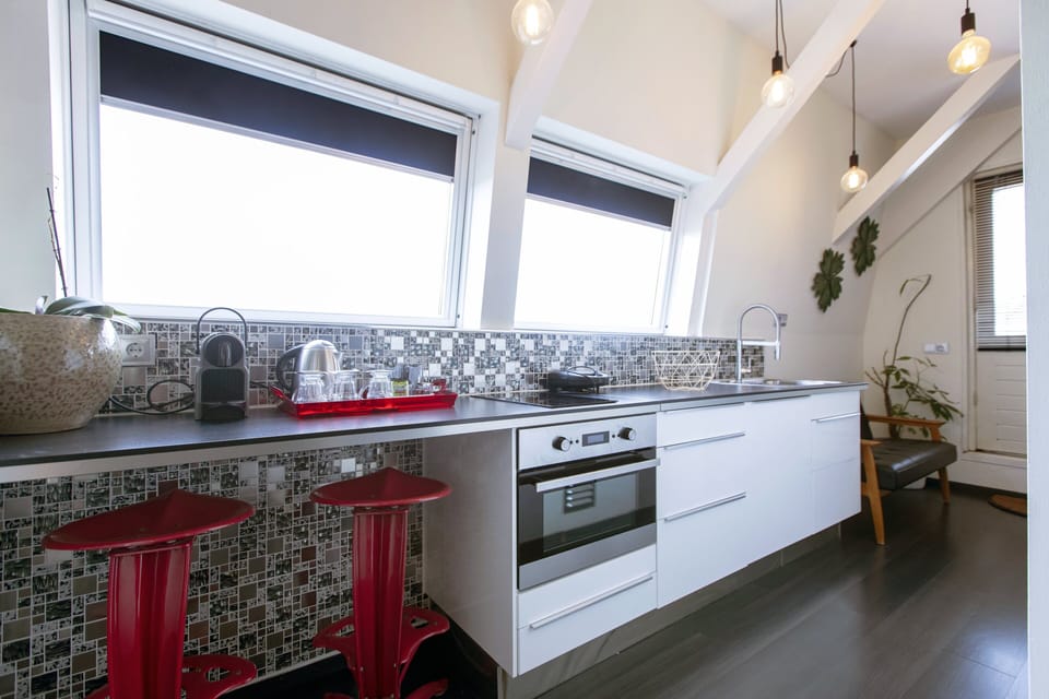 Luxury Suite, 1 Double Bed, Terrace | Private kitchenette