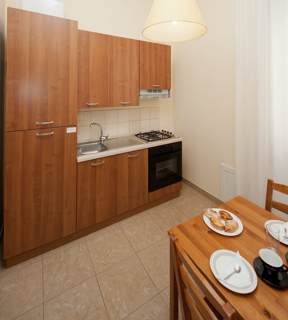Superior Quadruple Room, Accessible, Ensuite | Private kitchen | Fridge