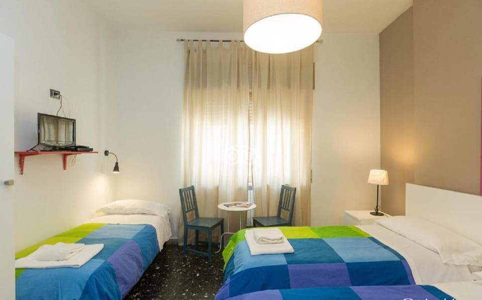 Desk, free WiFi, wheelchair access