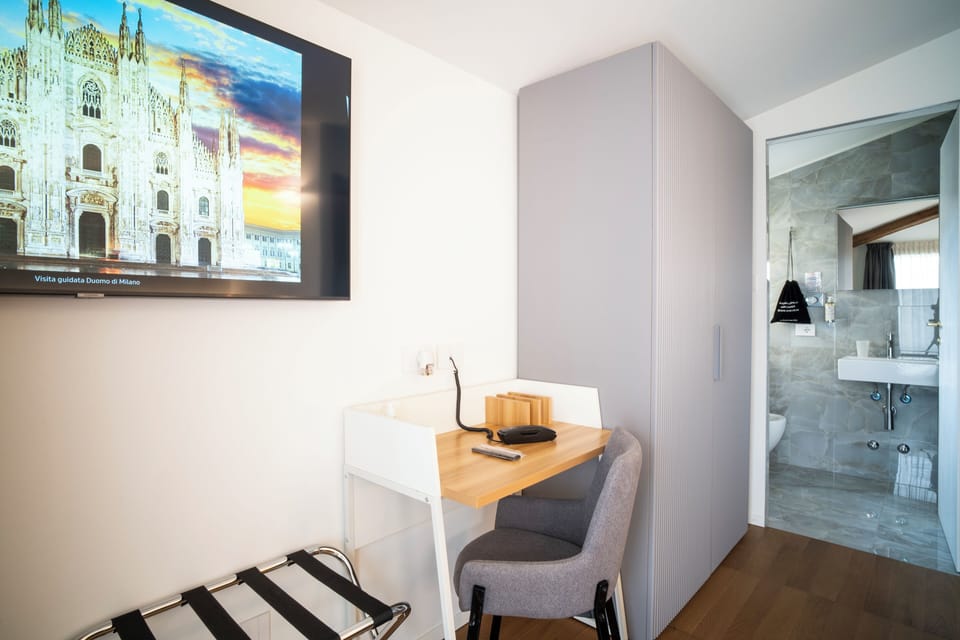 Luxury Room, Private Bathroom | Select Comfort beds, desk, free WiFi