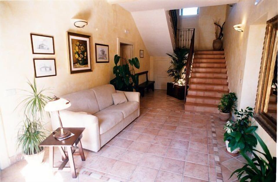 Quadruple Room | Staircase