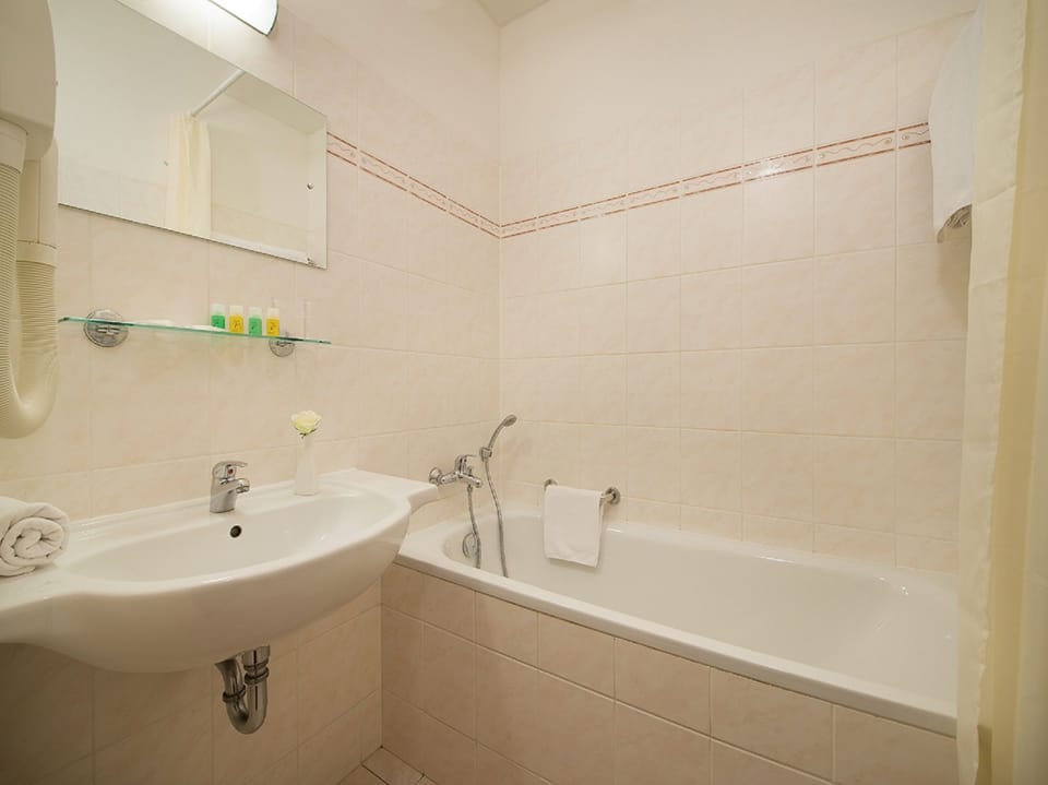 Free toiletries, hair dryer, towels