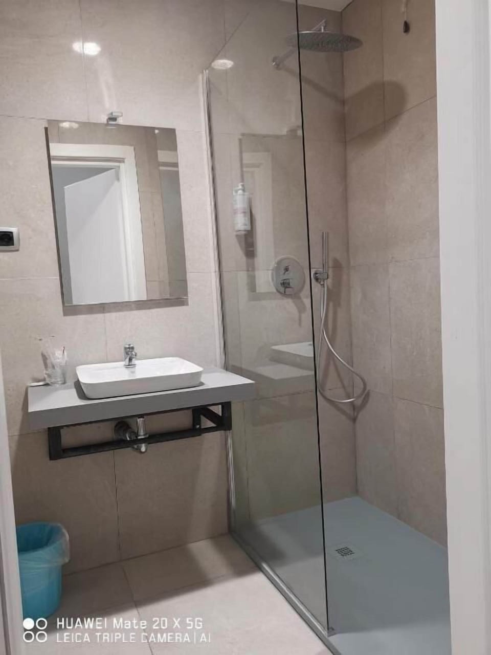 Shower, free toiletries, hair dryer, slippers