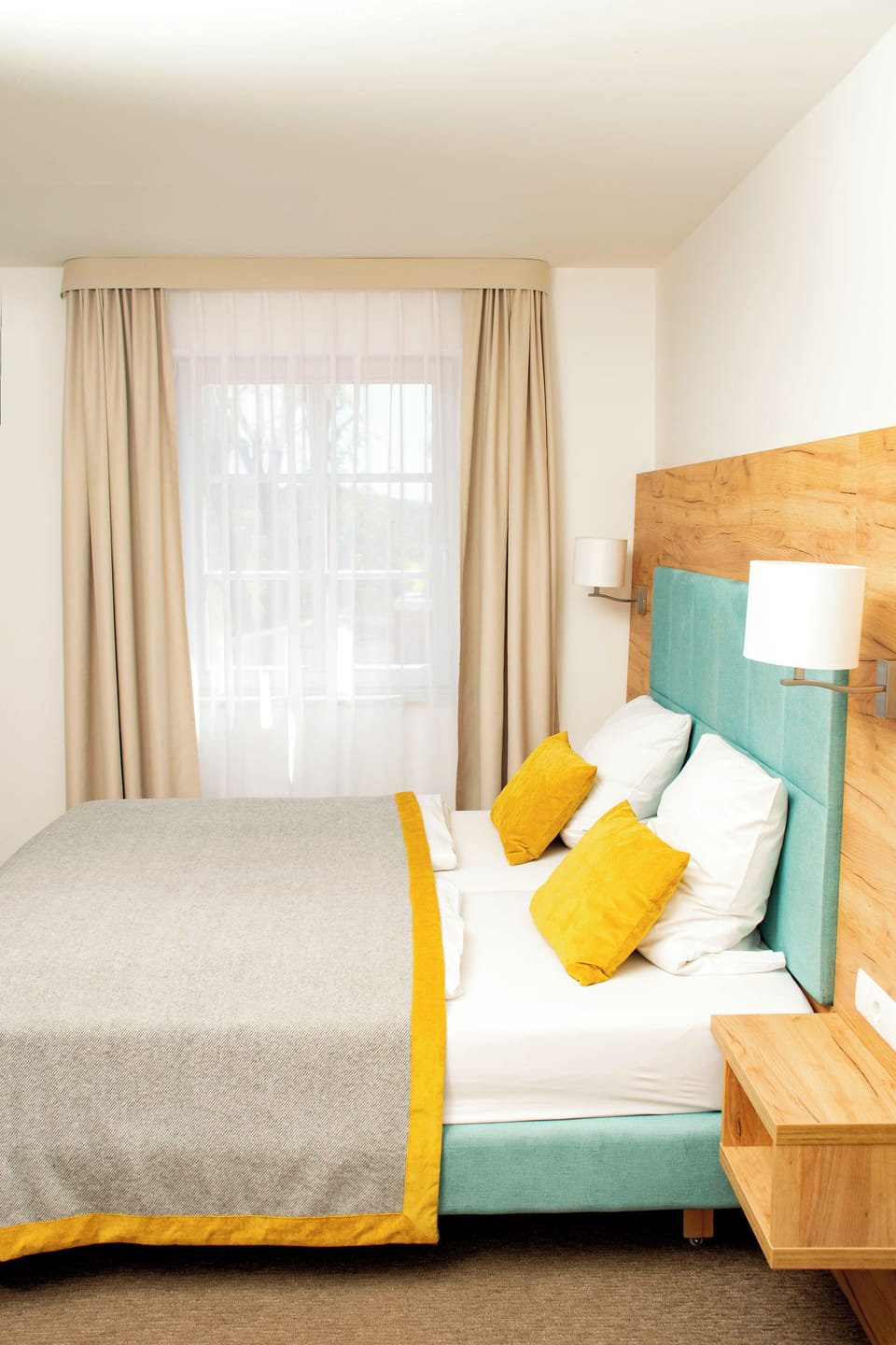 Double Room | Premium bedding, pillowtop beds, in-room safe, desk