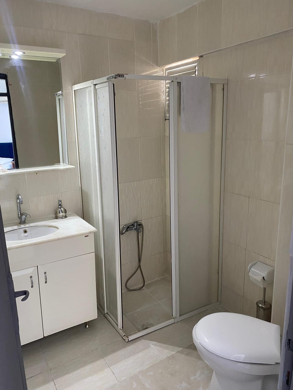 Free toiletries, hair dryer, towels