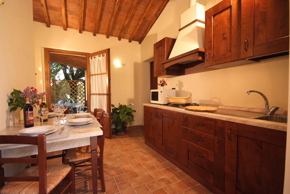 Apartment for 2 people | Private kitchen | Highchair