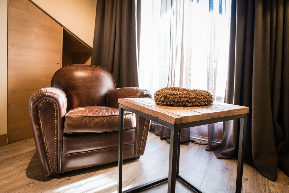 Loft | Minibar, in-room safe, desk, soundproofing