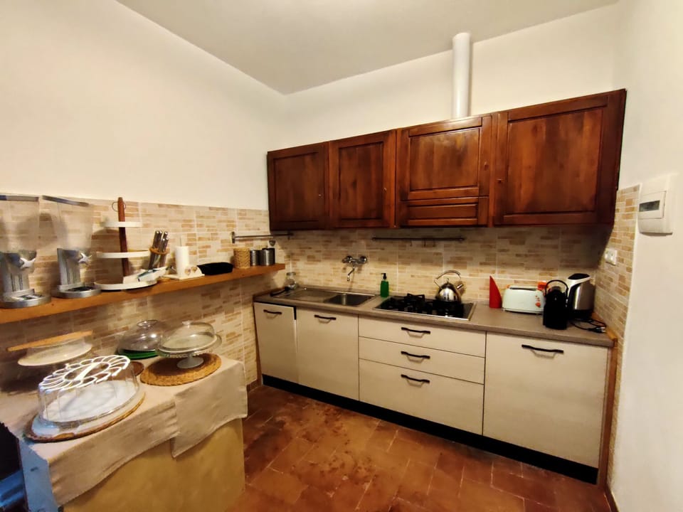 Shared fridge, microwave
