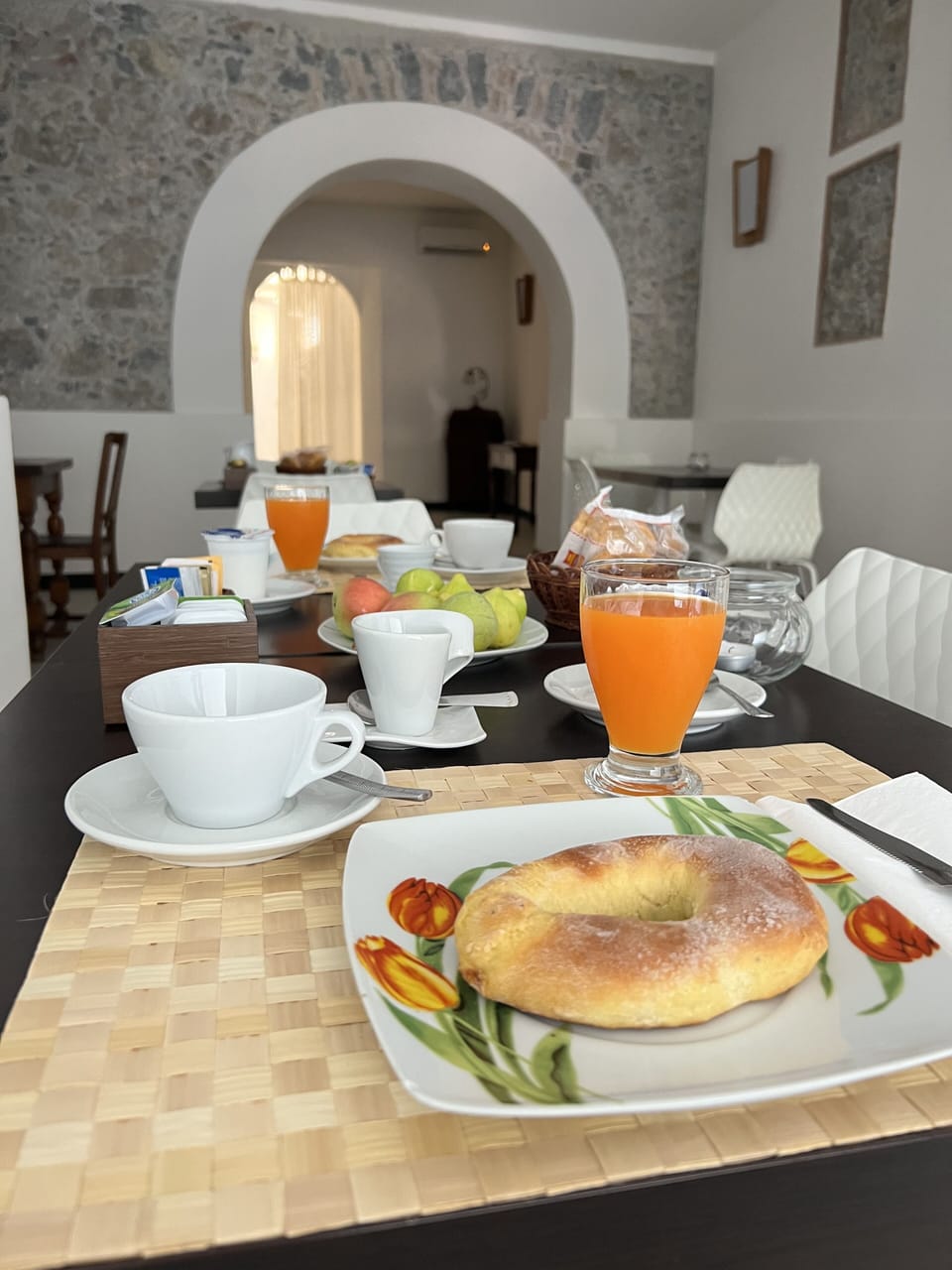 Free daily continental breakfast
