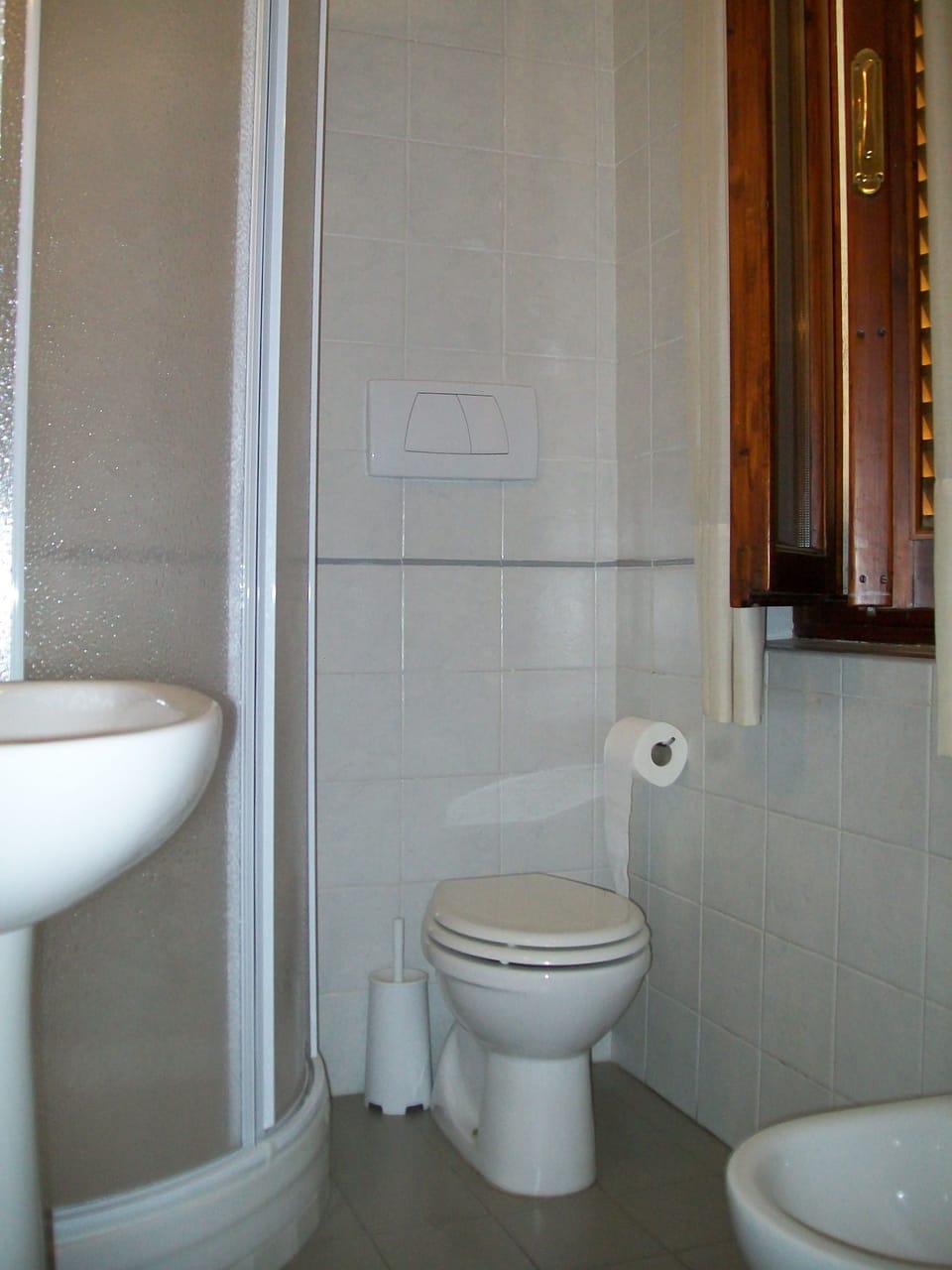 Double Room | In-room safe, desk, blackout drapes, free WiFi