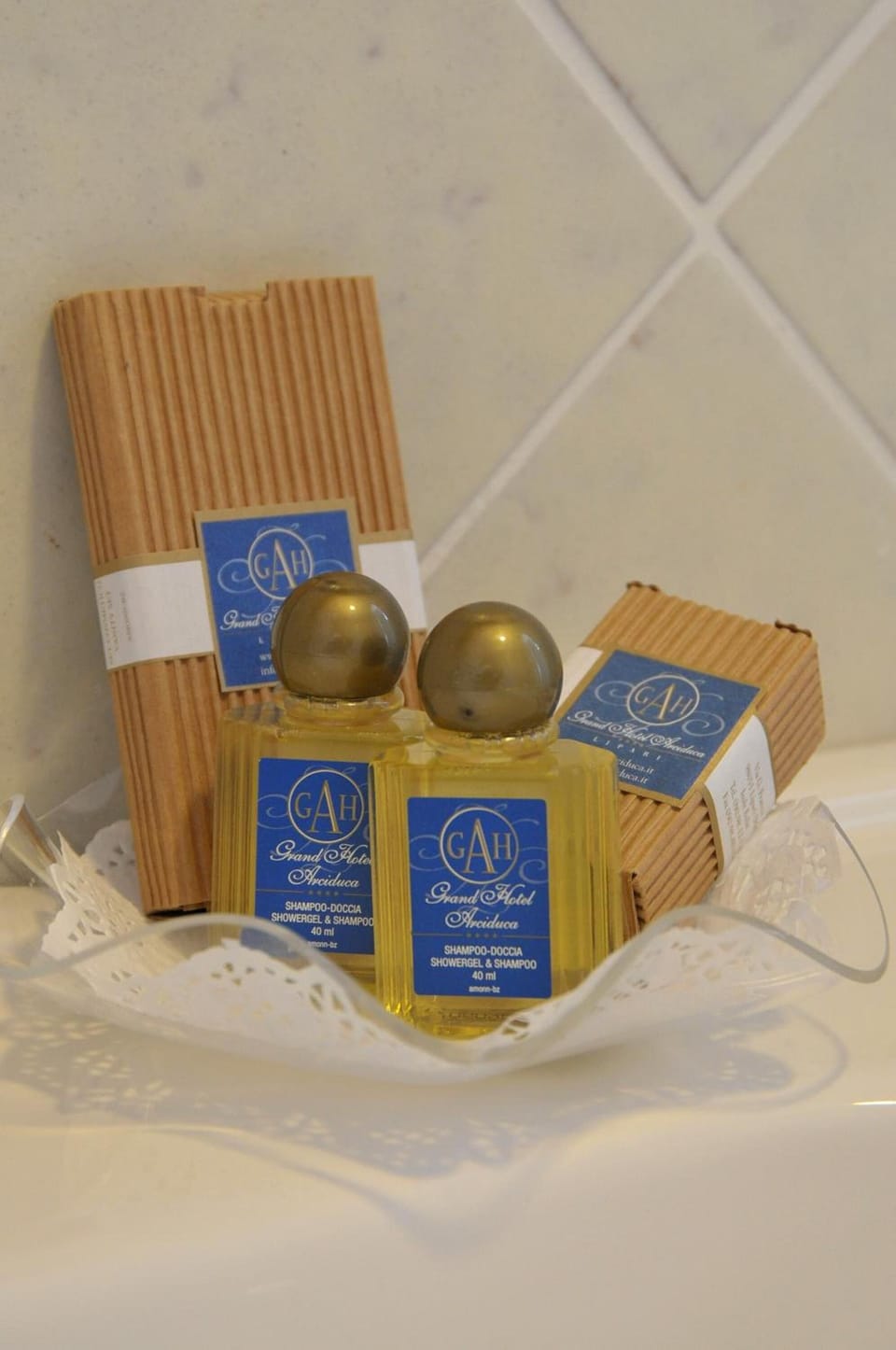 Free toiletries, hair dryer, bidet, towels