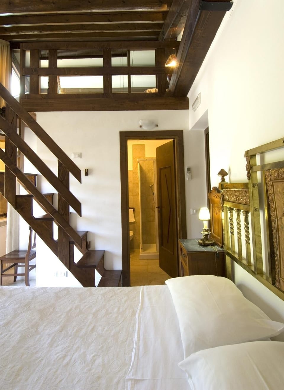 Family Suite, Kitchenette | Living area