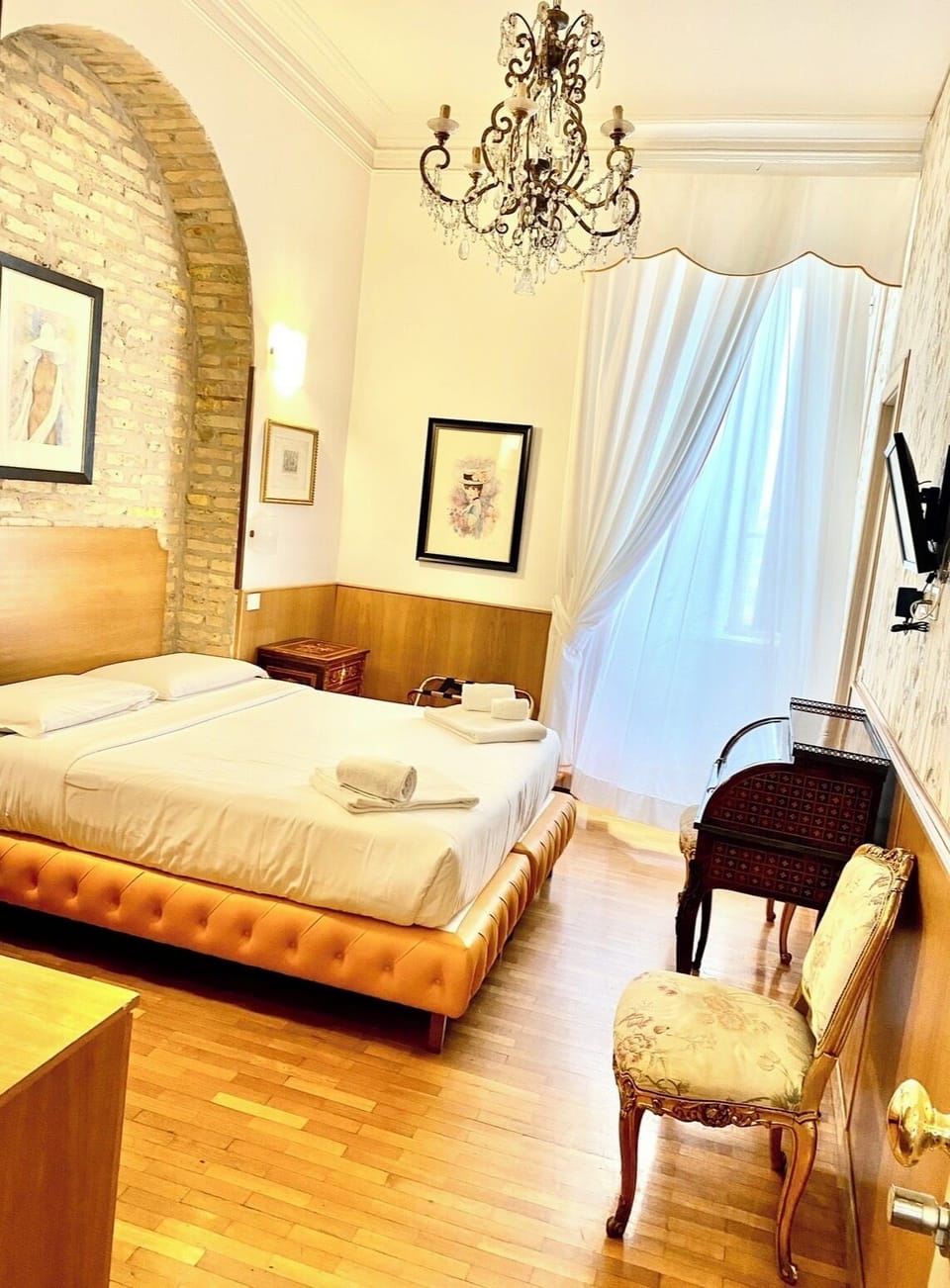 Panoramic Double Room | Pillowtop beds, minibar, in-room safe, desk