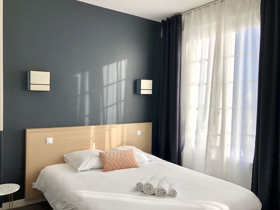 Panoramic Room | Premium bedding, individually decorated, desk, laptop workspace