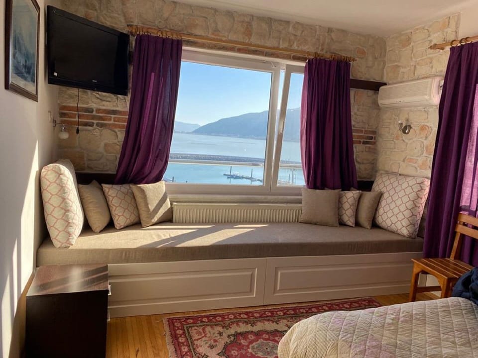 Premium Studio, 2 Bedrooms, Lake View | Individually furnished, free WiFi, bed sheets