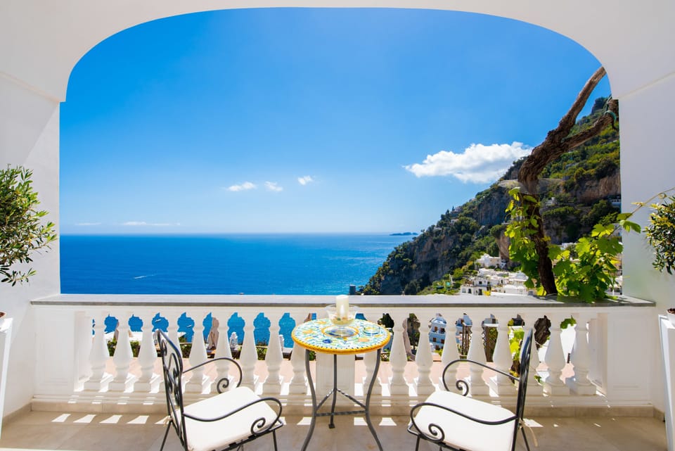 Honeymoon Suite, 1 King Bed, Sea View | Water view