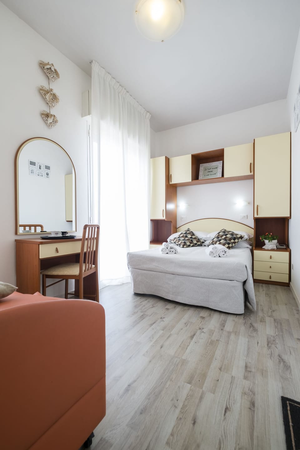 Double Room, Sea View | In-room safe, desk, free WiFi, bed sheets