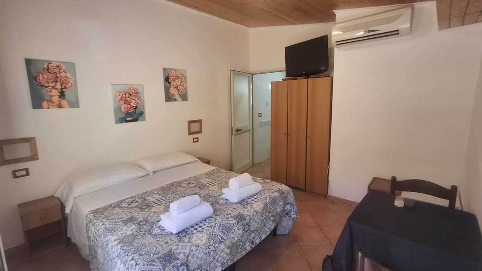 Casetta in muratura | In-room safe, WiFi (free), bed sheets