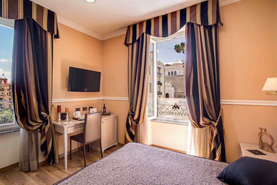 Minibar, in-room safe, desk, blackout drapes