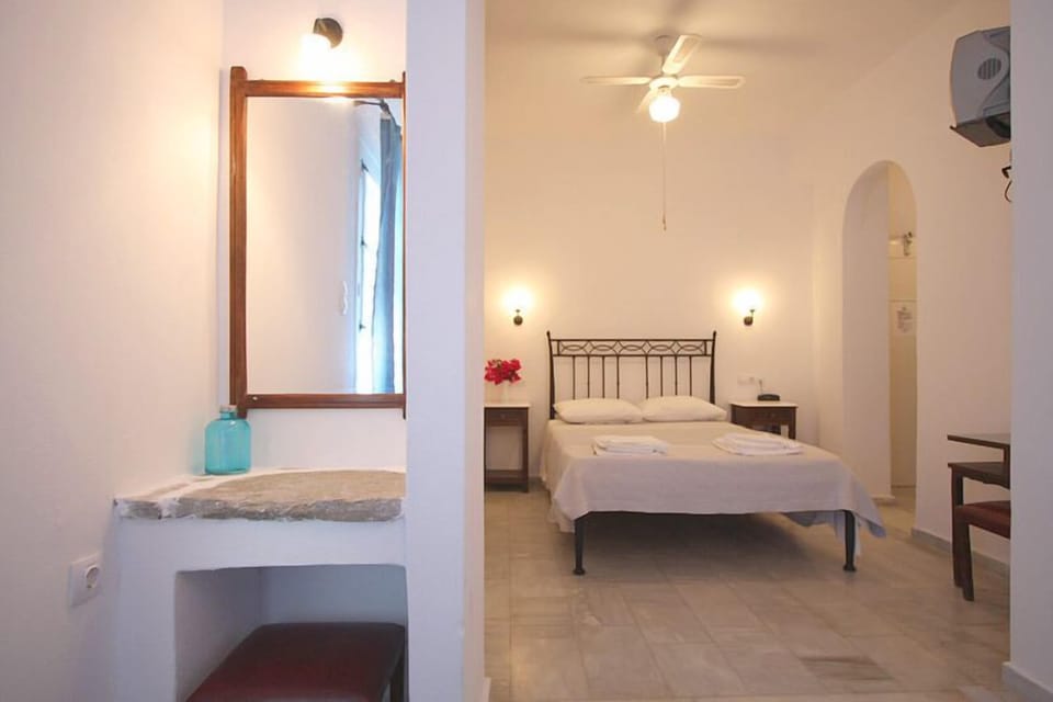 Triple Room | 13 bedrooms, in-room safe, soundproofing, iron/ironing board