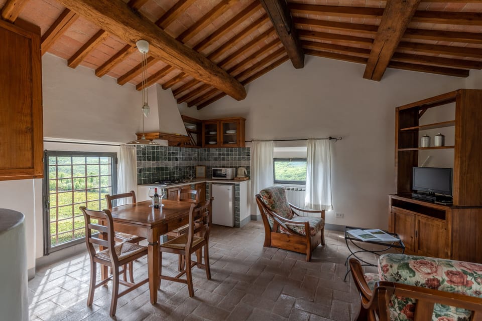 Duplex, 1 Bedroom, Patio | Living area