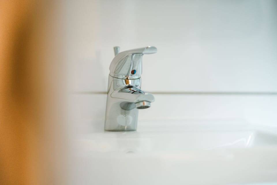 Double Room | Bathroom | Shower, hair dryer, towels