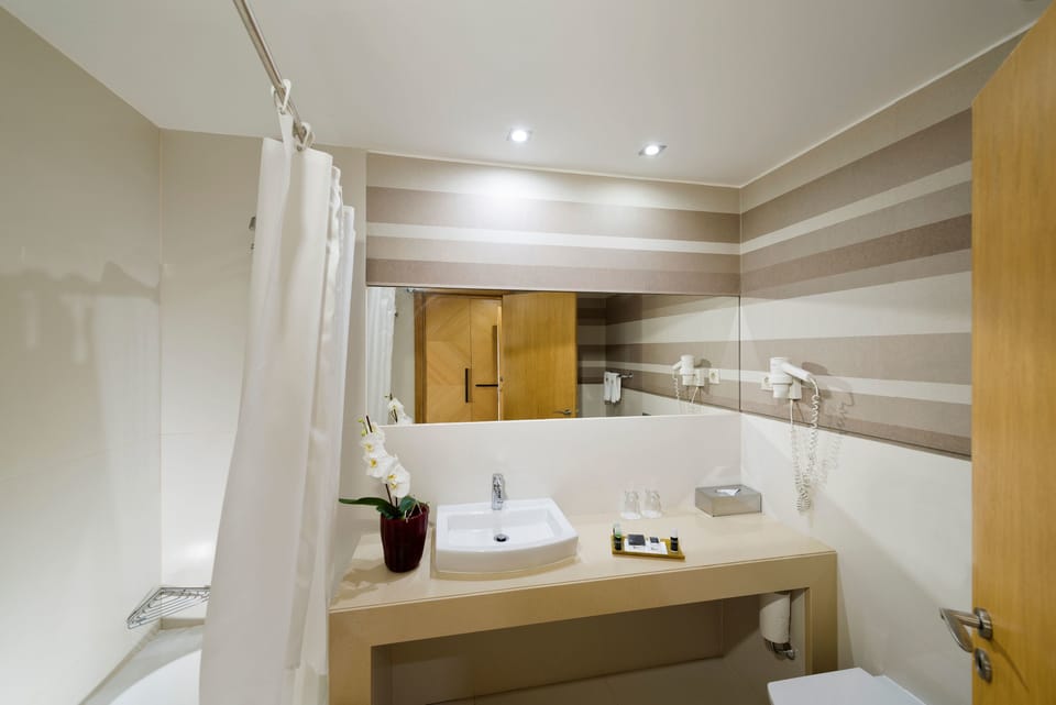 Free toiletries, hair dryer, towels