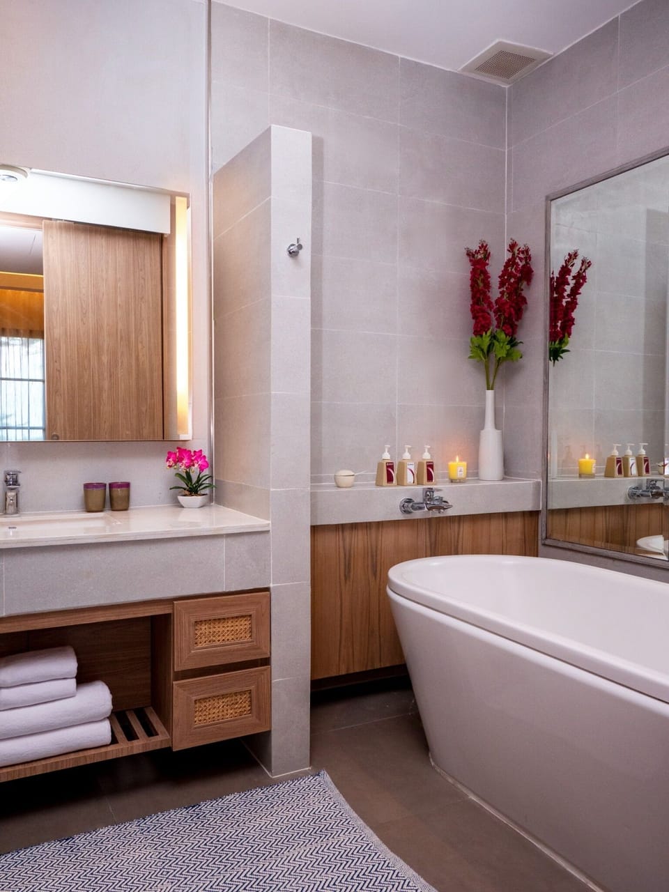 Sanctuary Deluxe | Bathroom | Separate tub and shower, hair dryer, bathrobes, slippers