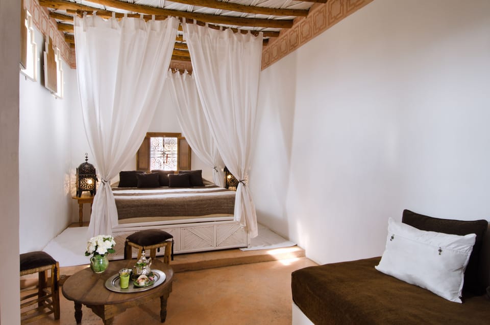 Canopy Bed Suite | Premium bedding, individually decorated, free WiFi, bed sheets