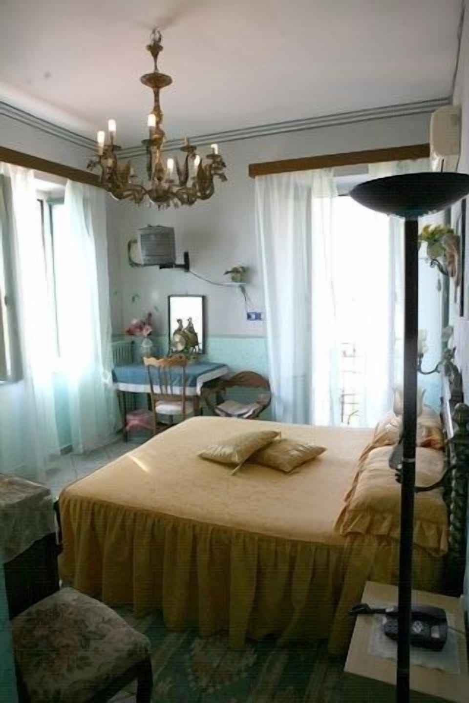 Double or Twin Room, Garden View | Desk, cribs/infant beds, free WiFi, bed sheets