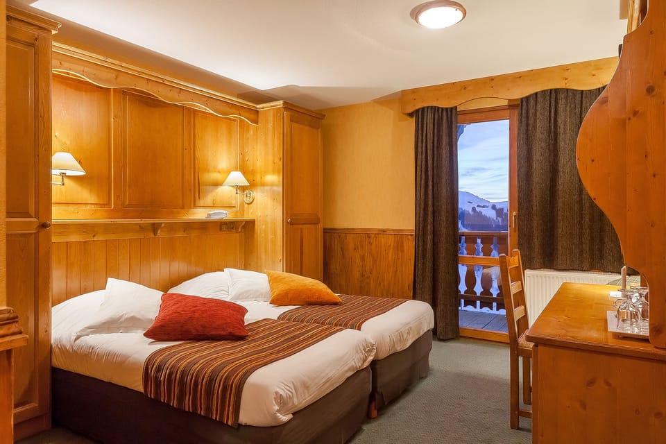 In-room safe, desk, blackout drapes, free WiFi