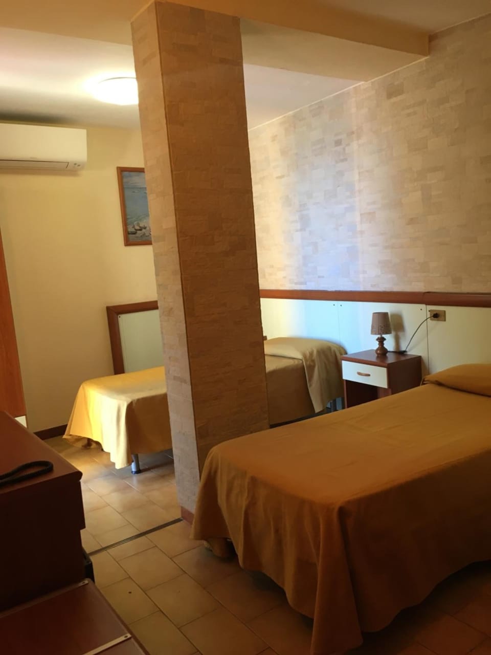 In-room safe, desk, cribs (surcharge), WiFi (free)