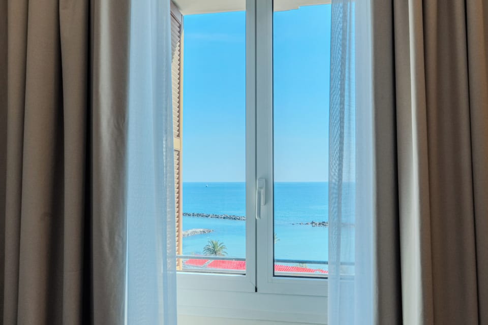 Superior Double or Twin Room, Sea View (Frontal) | Water view