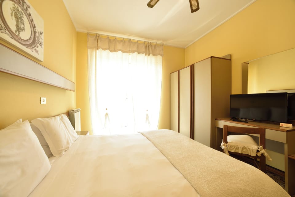 In-room safe, desk, rollaway beds, free WiFi