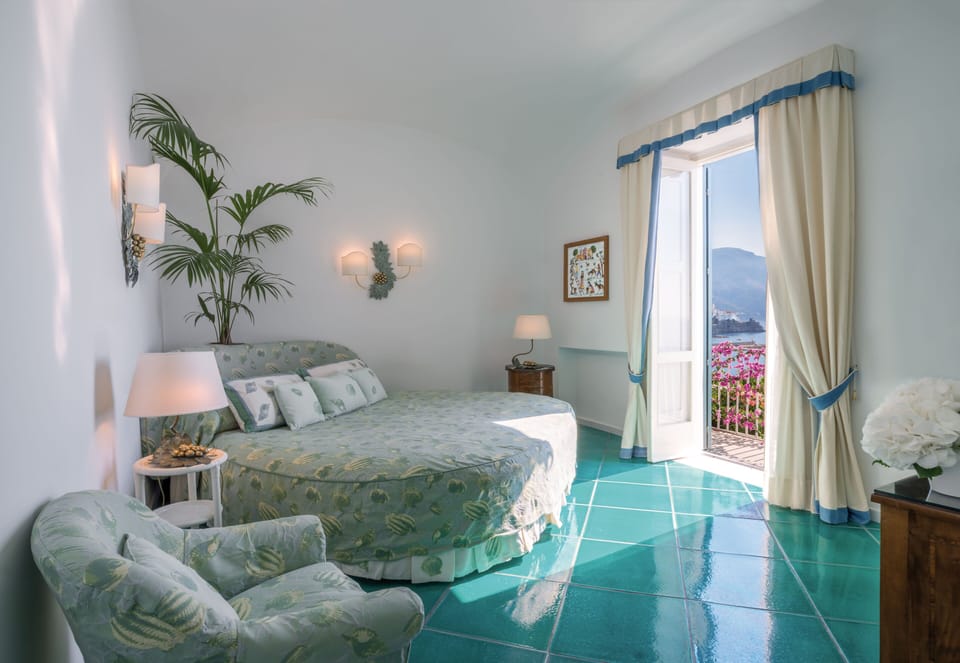 Suite, 1 Bedroom (Special) | Premium bedding, minibar, in-room safe, desk