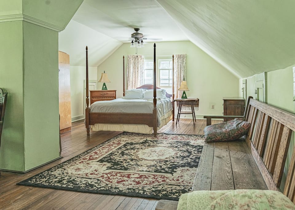 Loft, Private Bathroom (Artist's Loft) | Premium bedding, rollaway beds, free WiFi, bed sheets