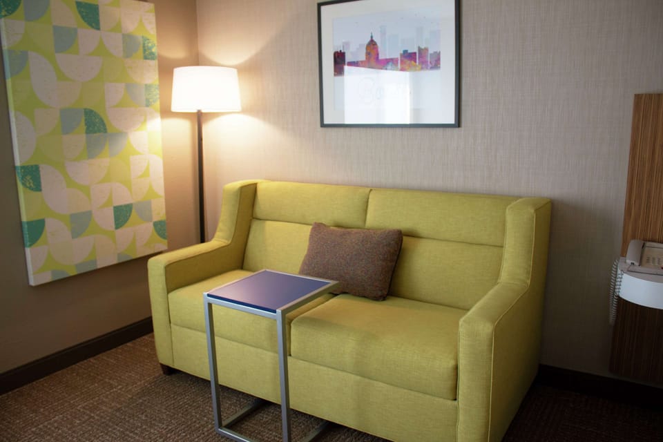 Room, 1 King Bed with Sofa bed, Non Smoking | Living area | 42-inch LCD TV with cable channels, TV