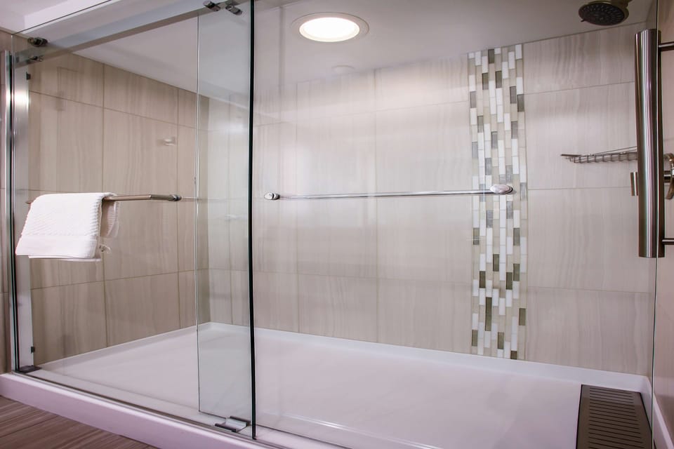 Bathroom shower