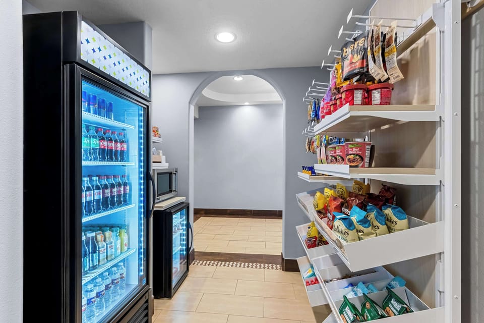 Snack bar