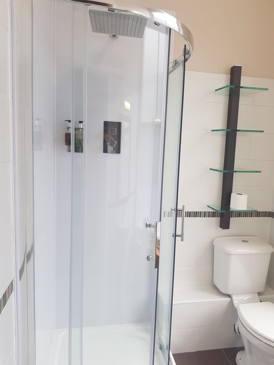 Family Triple Room | Bathroom | Towels