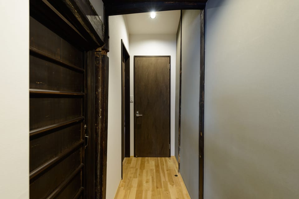 Shiki Homes | TSURU KAME 鶴亀 | Living area | 55-inch flat-screen TV with digital channels, TV