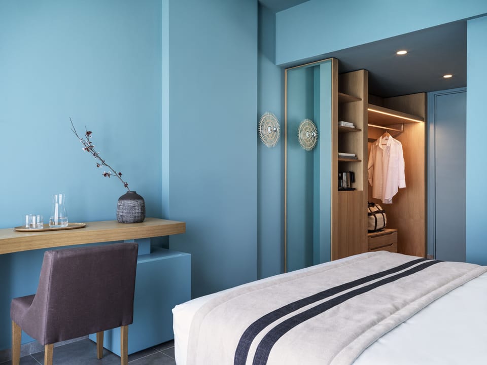 Superior Double Room, 1 Queen Bed, Sea View | In-room safe, desk, blackout drapes, iron/ironing board